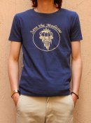 画像: 【WCAGA/ワットカムズアラウンドゴーズアラウンド】S/SプリントTシャツ新入荷アップしました。