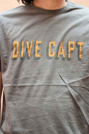 画像: 【J.CREW】  S/SプリントTシャツ　「DIVE CAPT」