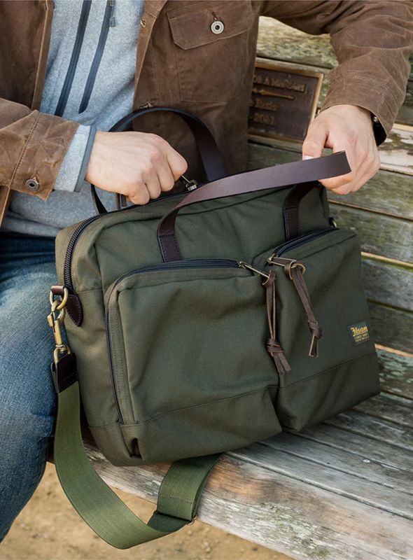 FILSON フィルソン DRYDEN BRIEFCASEを通販【paper 福岡】